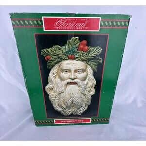 House of Lloyd Christmas Around the World Old World St. Nick Wall Plaque w/ Box!